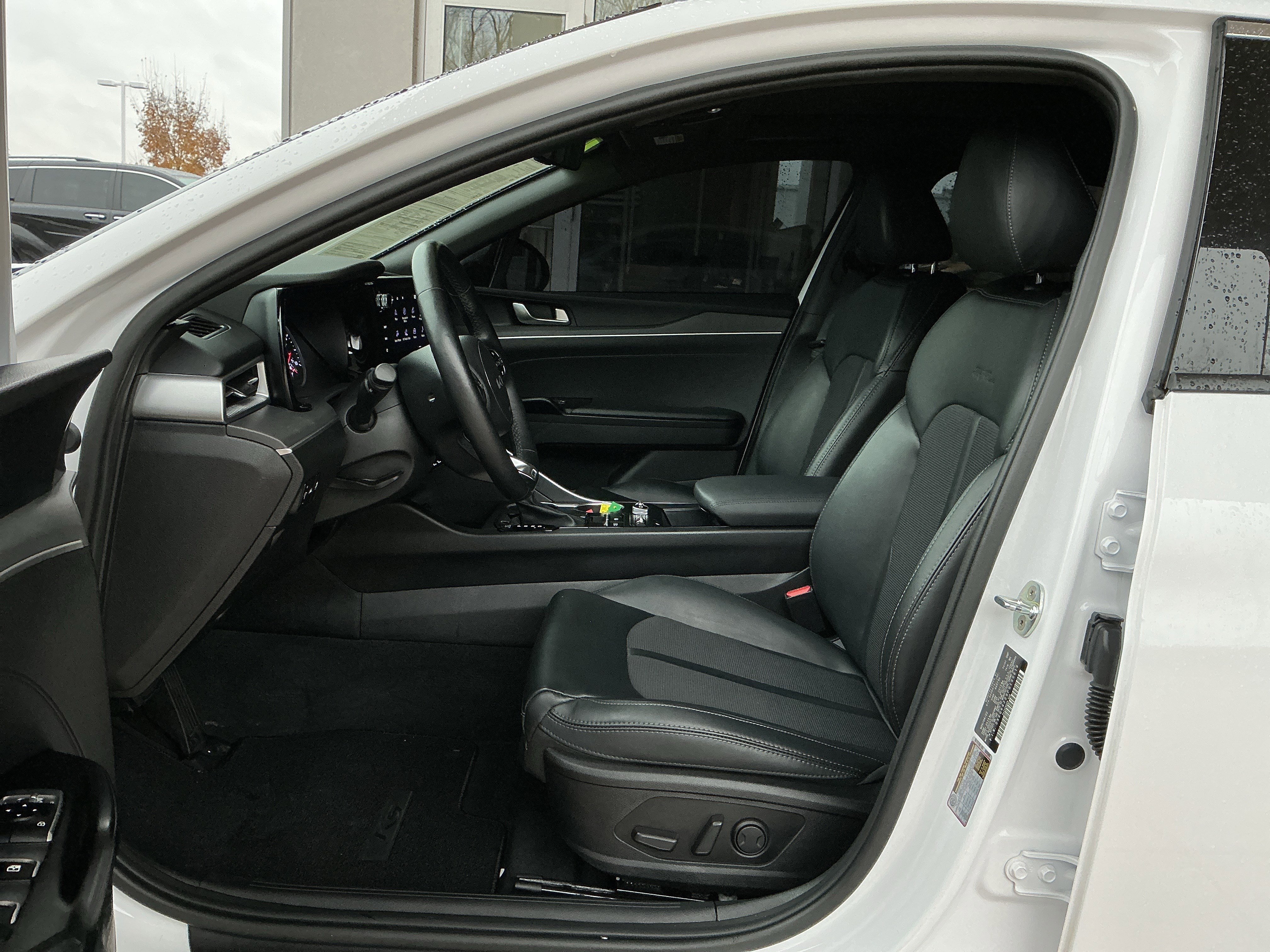 Used 2023 Kia K5 GT-Line image 7