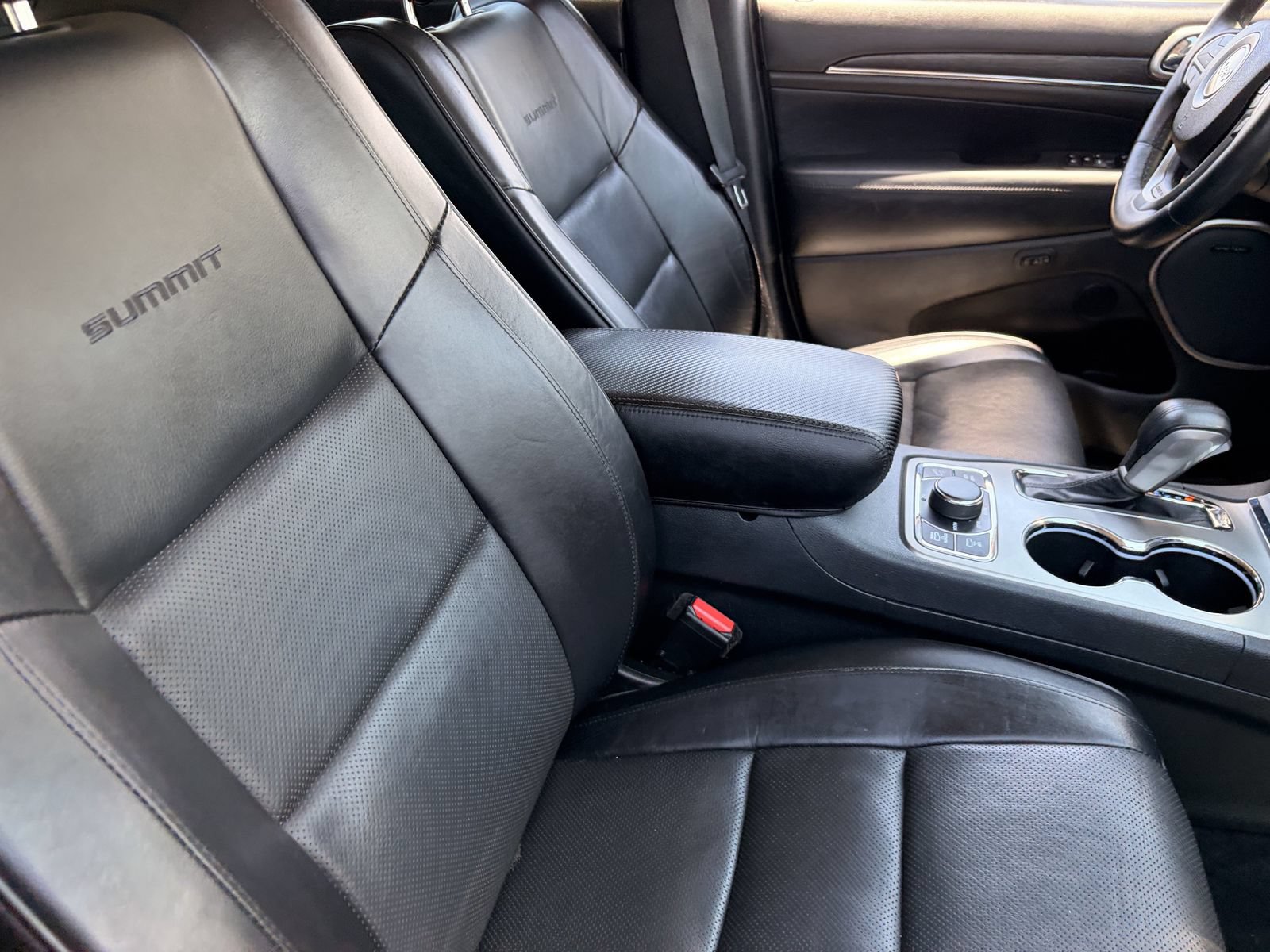 Used 2017 Jeep Grand Cherokee Summit w/ Platinum Series Group AWD/4WD image 10