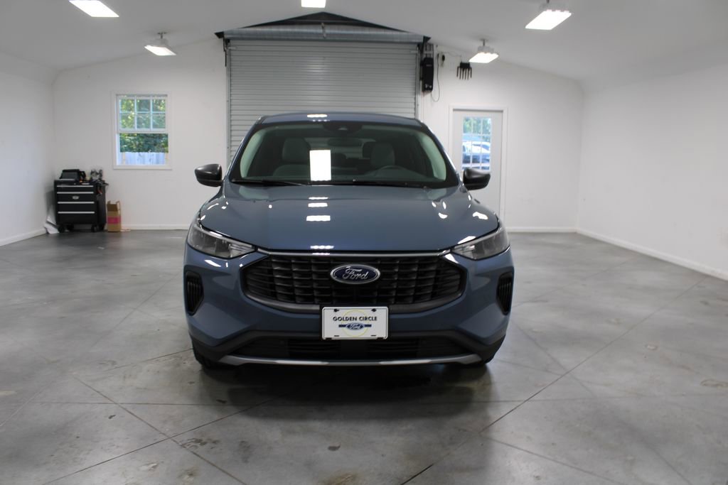 New 2025 Ford Escape Active image 2