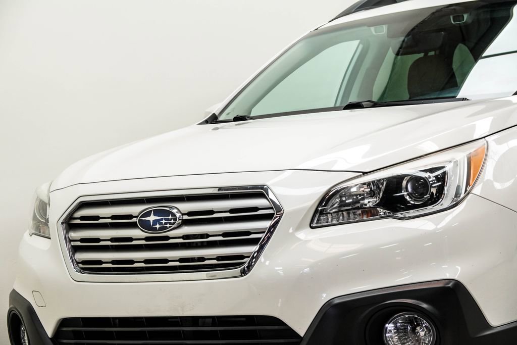 Used 2017 Subaru Outback 2.5i Limited AWD/4WD image 2