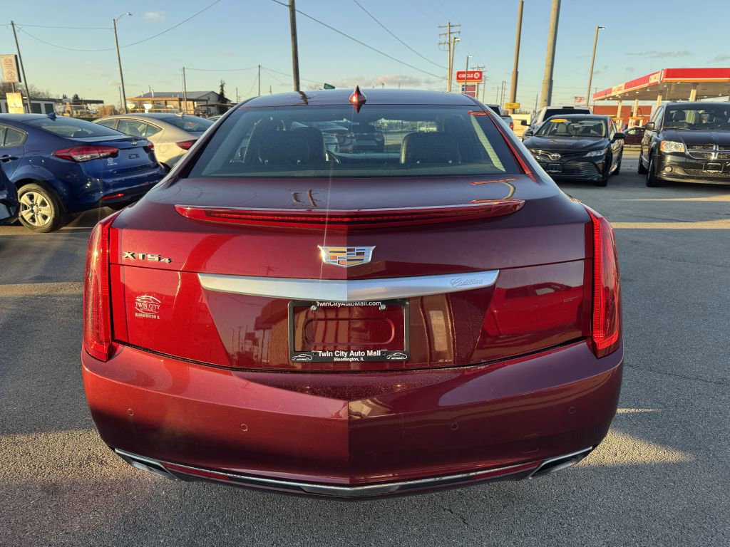 Used 2016 Cadillac XTS Luxury image 5