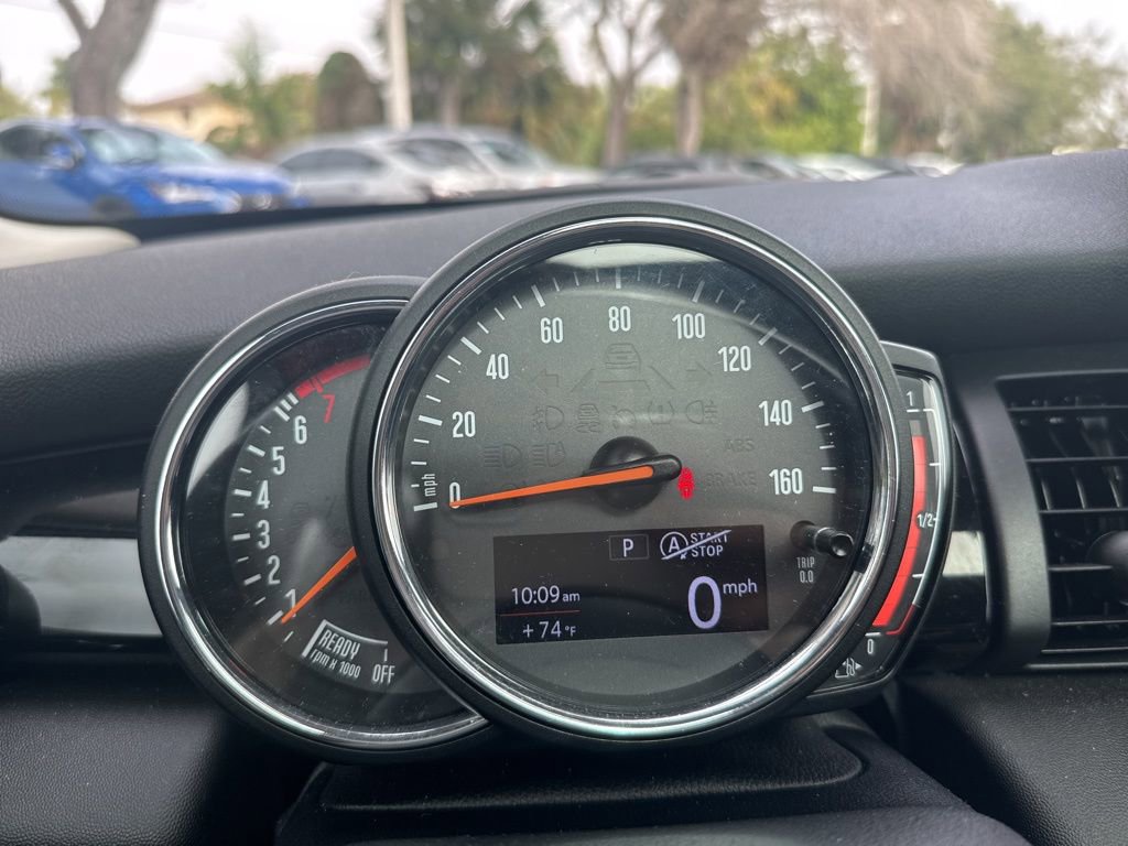 Used 2019 MINI Cooper S w/ Signature Upholstery Package image 19