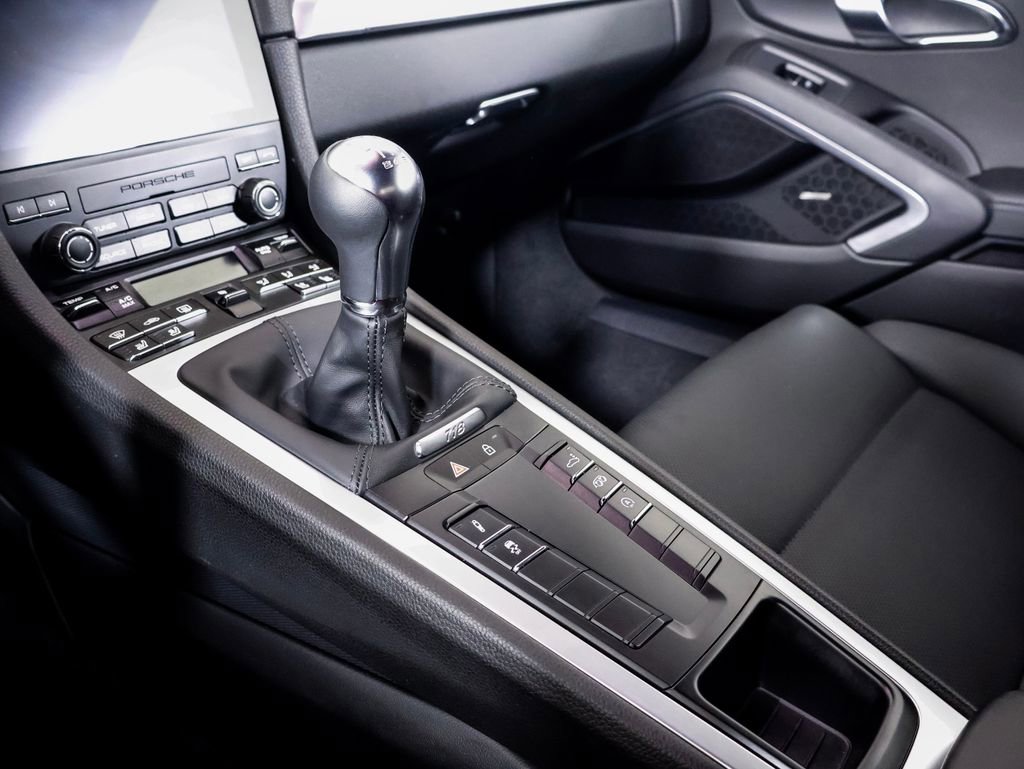 Certified 2025 Porsche 718 Cayman S RWD image 24