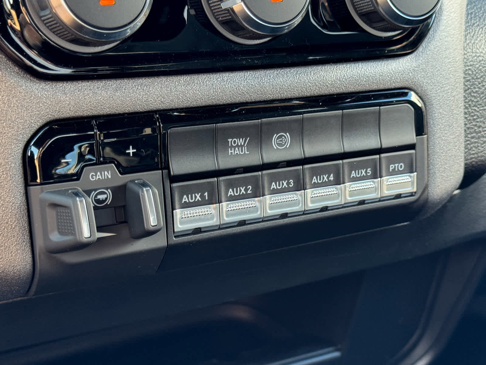 New 2026 RAM 3500 Tradesman image 18