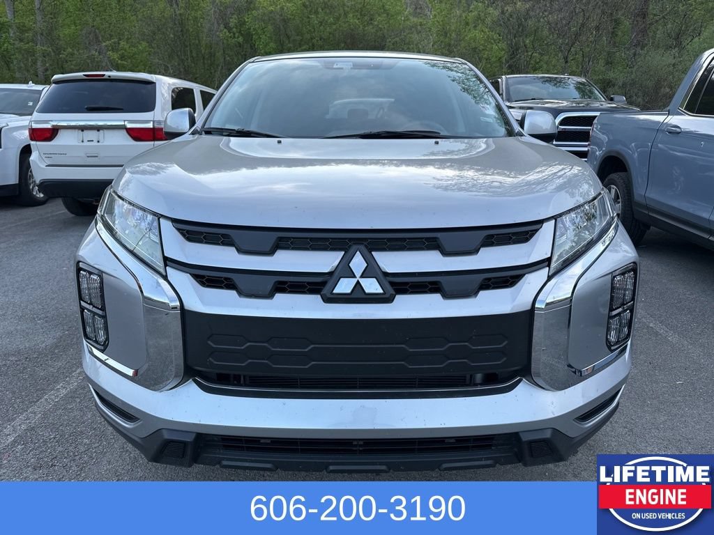 Used 2025 Mitsubishi Outlander Sport ES AWD/4WD image 9