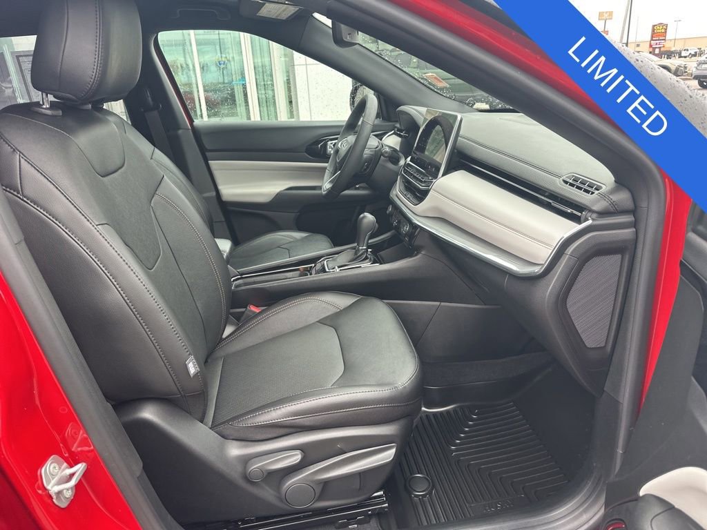 Used 2023 Jeep Compass Limited AWD/4WD image 7