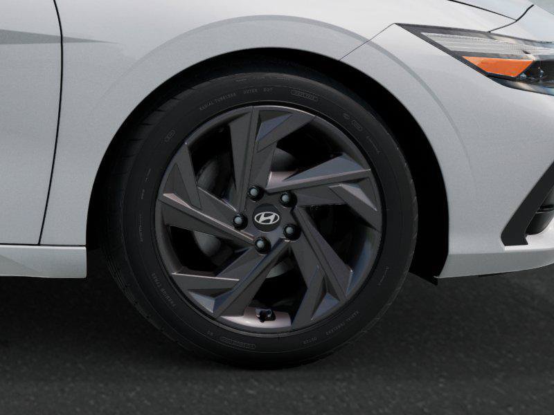 New 2026 Hyundai Elantra SEL Sport FWD image 8