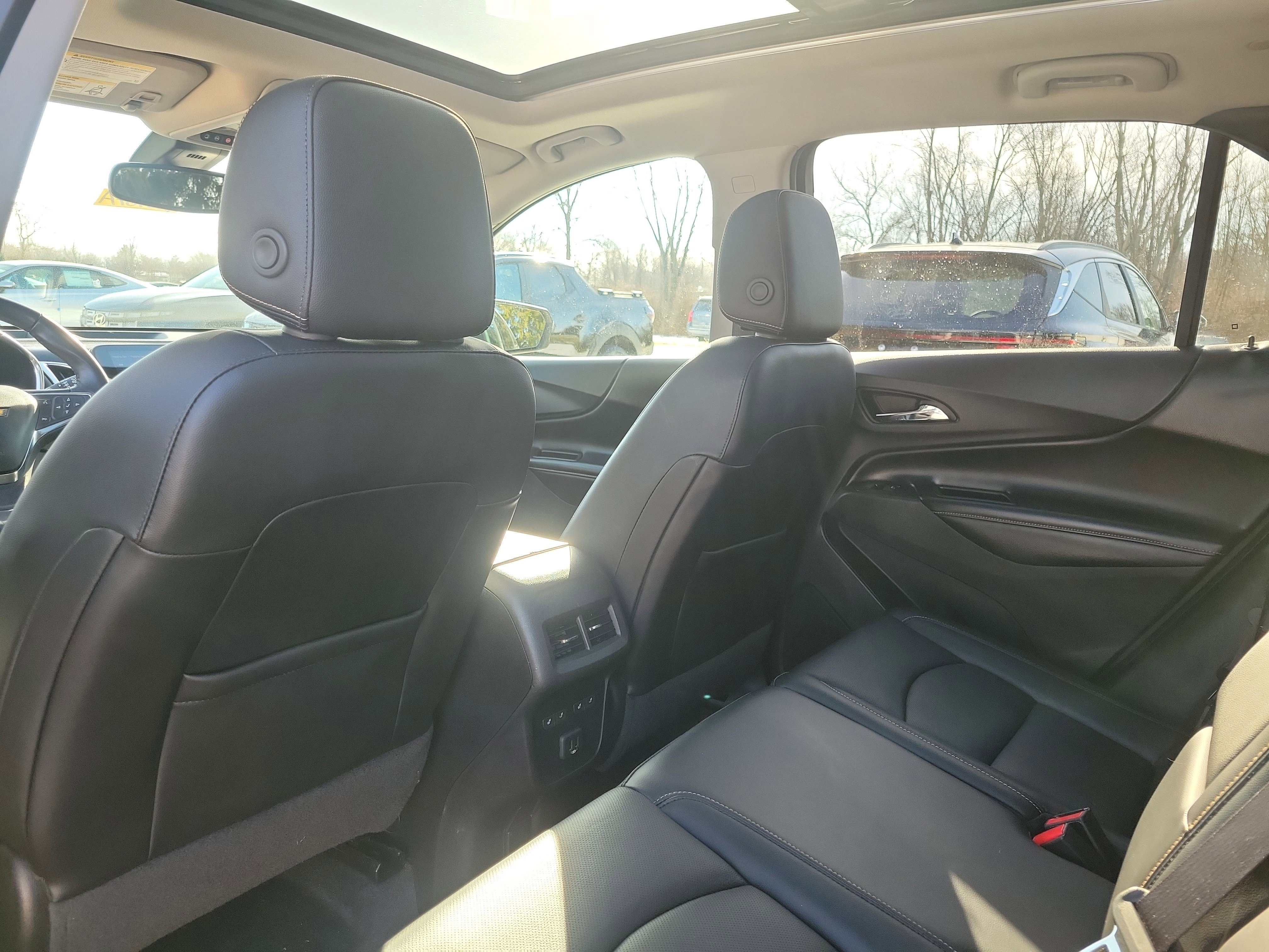 Used 2019 Chevrolet Equinox Premier image 14