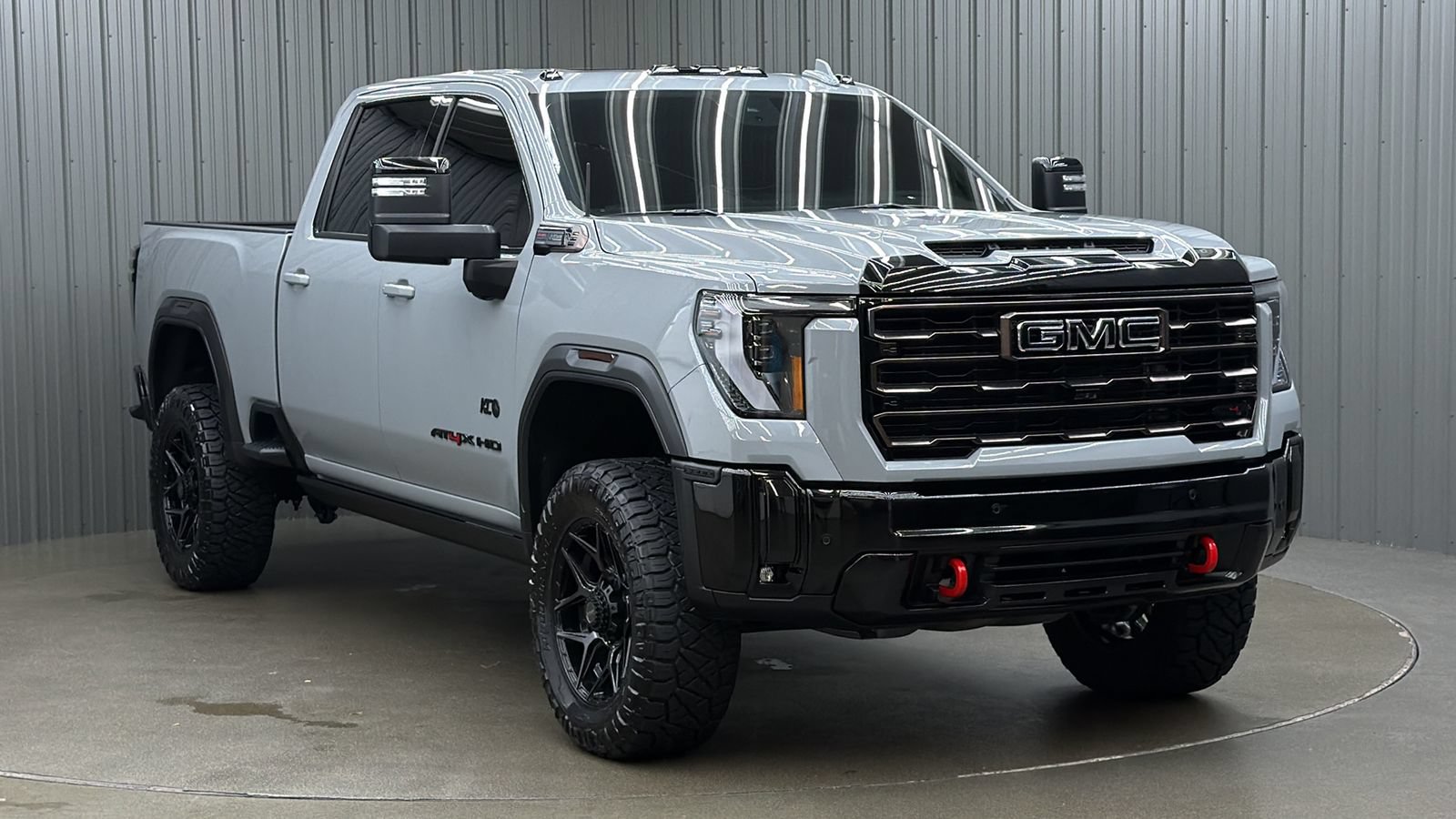 Used 2025 GMC Sierra 2500 AT4X AWD/4WD image 7