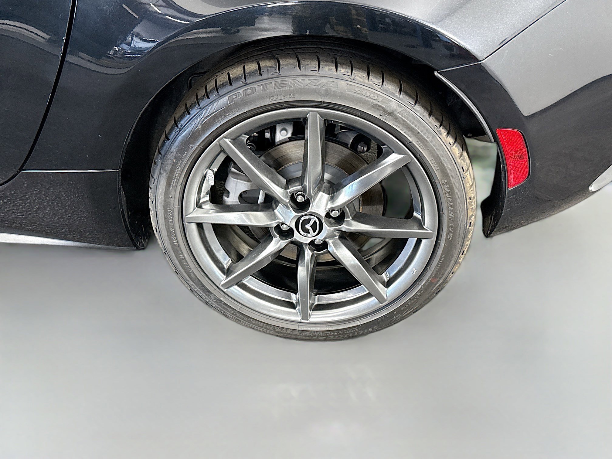 Used 2018 MAZDA MX-5 Miata RF Grand Touring image 22