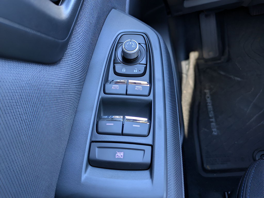 Used 2026 Subaru Forester Premium AWD/4WD image 19