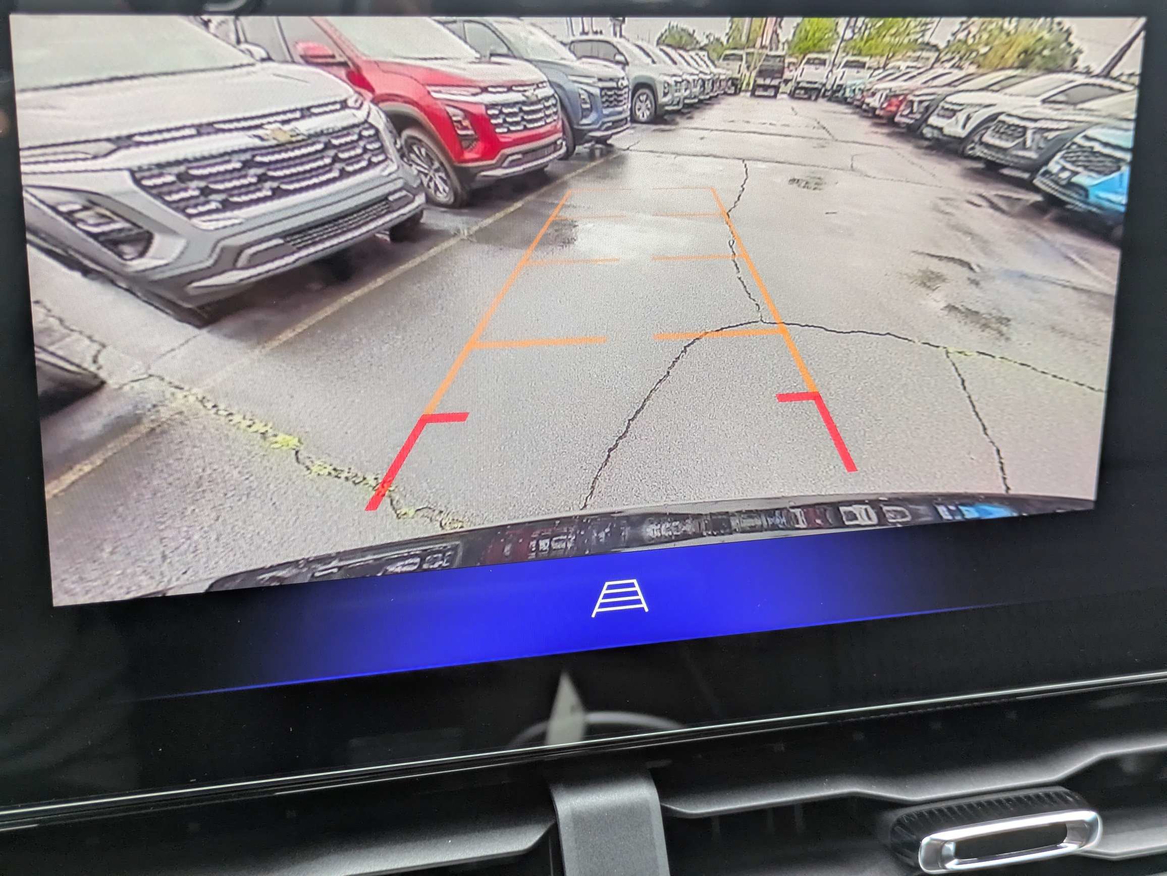 New 2027 Chevrolet Equinox LT FWD image 13