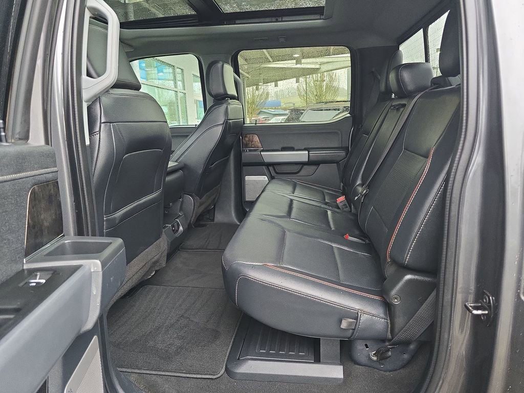 Used 2024 Ford F350 Lariat AWD/4WD image 29