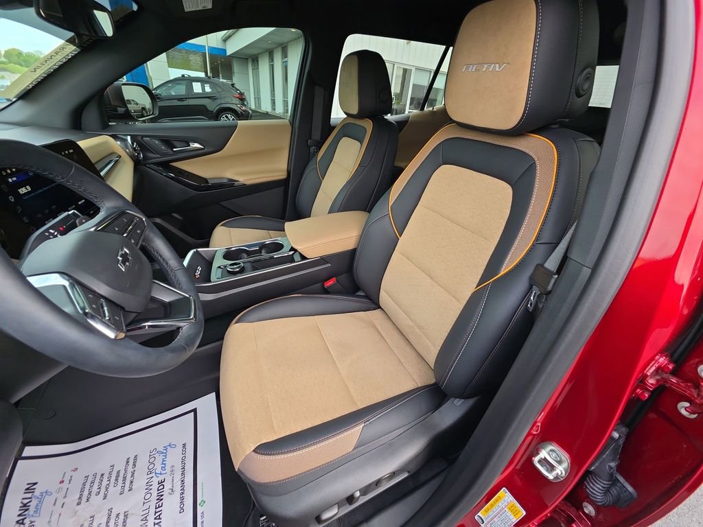 Used 2026 Chevrolet Equinox ACTIV AWD/4WD image 11