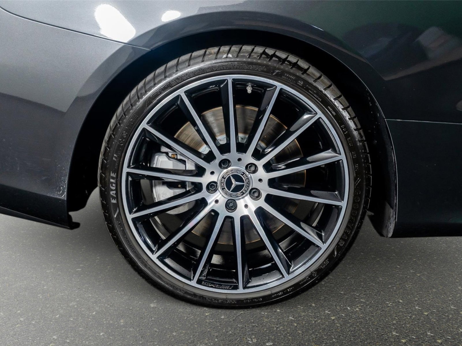 Used 2023 Mercedes-Benz E 450 Cabriolet w/ AMG Line image 10