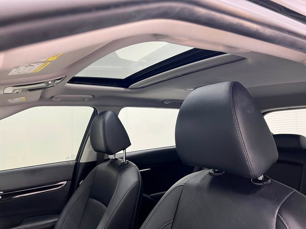 Used 2021 Kia Seltos SX w/ SX Sunroof Package AWD/4WD image 13