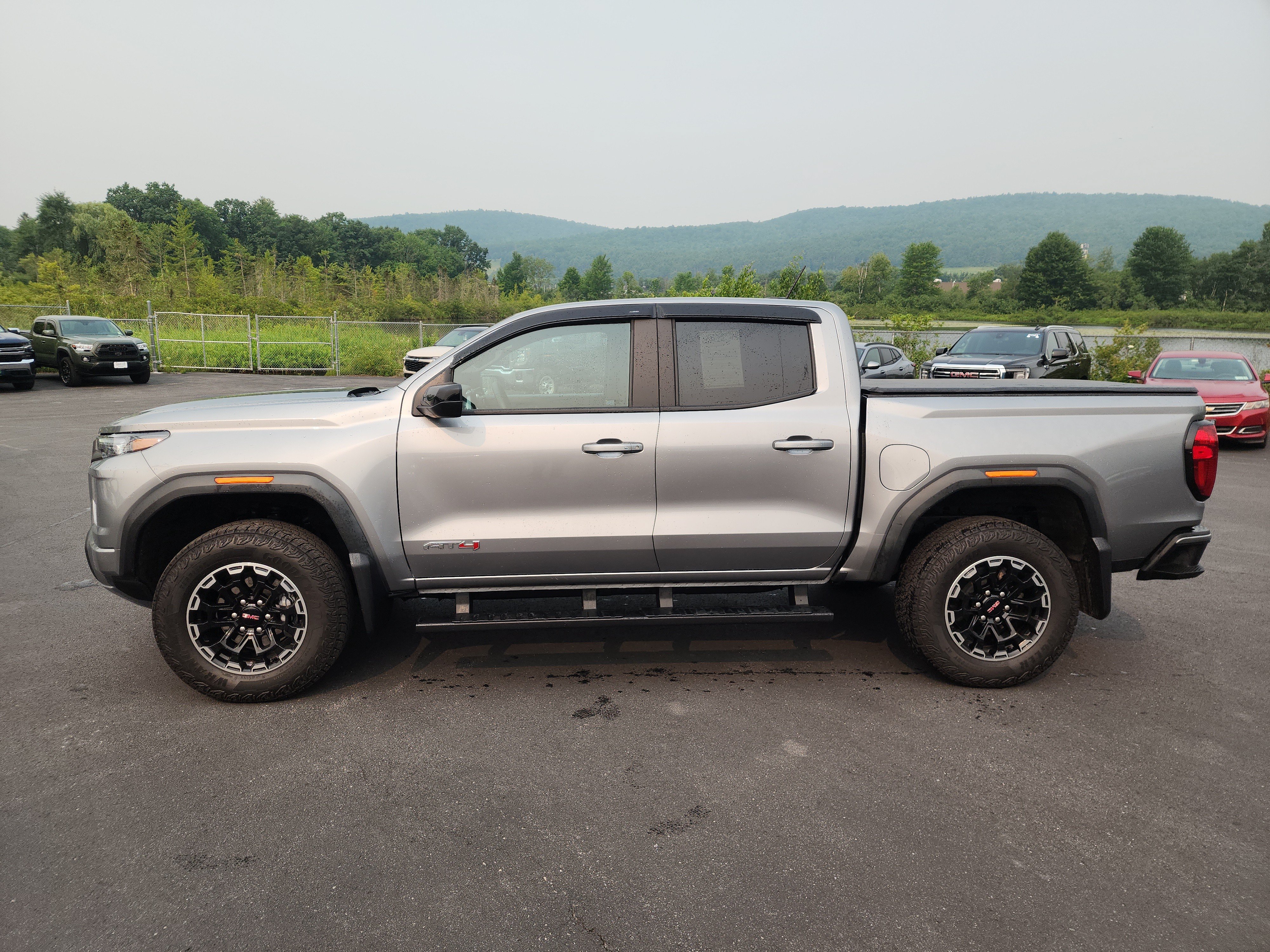 Certified 2026 GMC Canyon AT4 AWD/4WD image 5