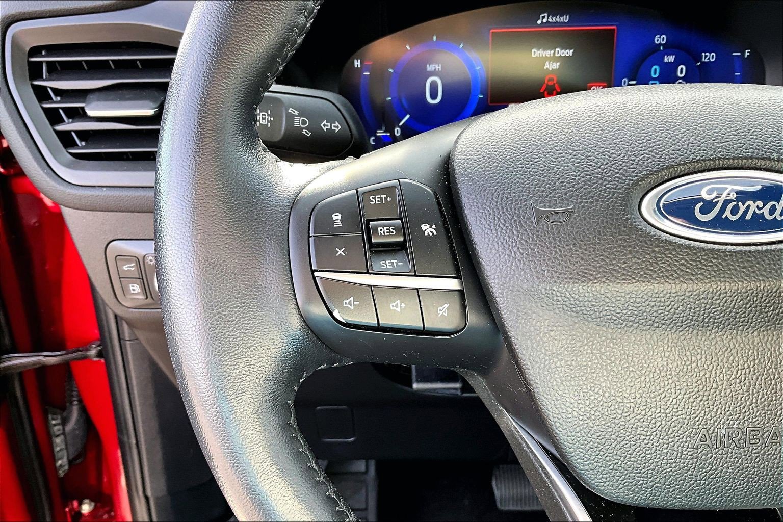 Used 2020 Ford Escape SE Sport AWD/4WD image 11
