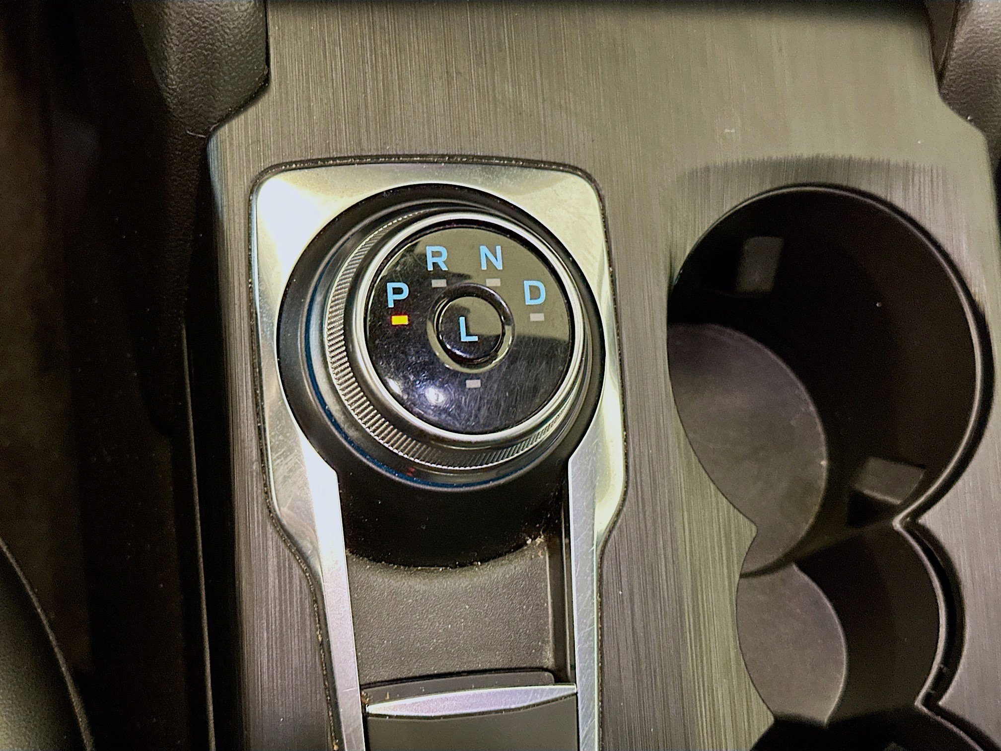 Used 2024 Ford Escape ST-Line image 25