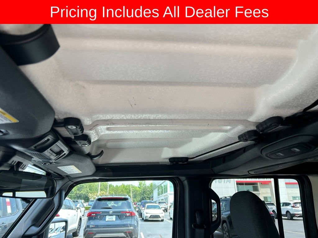 Used 2024 Jeep Wrangler Unlimited Sport AWD/4WD image 5