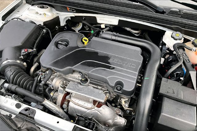 Used 2024 Chevrolet Malibu LT FWD image 31