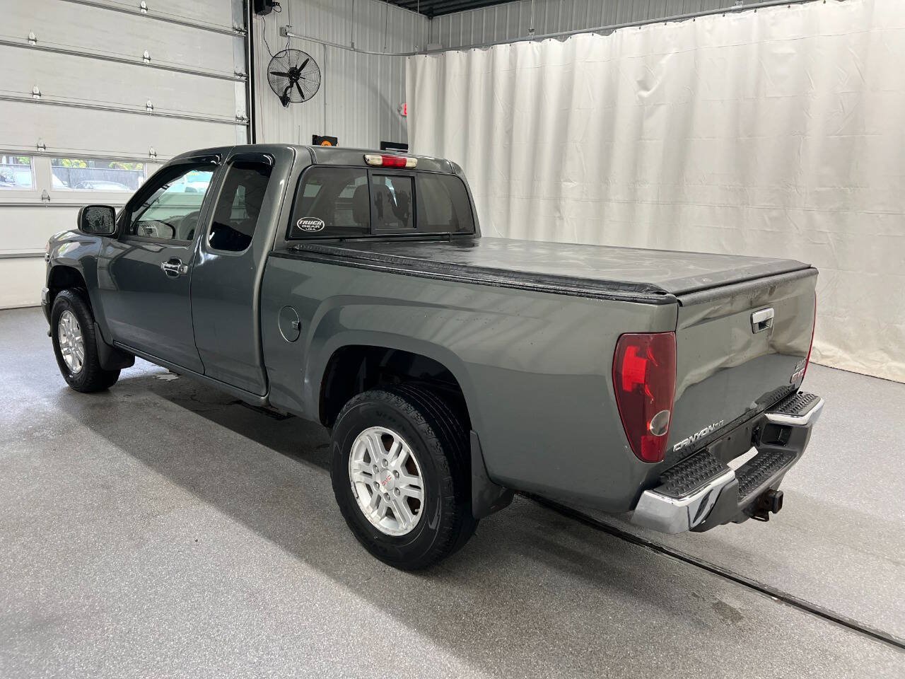Used 2011 GMC Canyon SLT AWD/4WD image 6