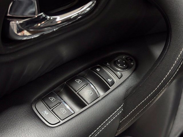 Used 2020 Nissan Armada Platinum w/ Captain's Chairs Package RWD image 16