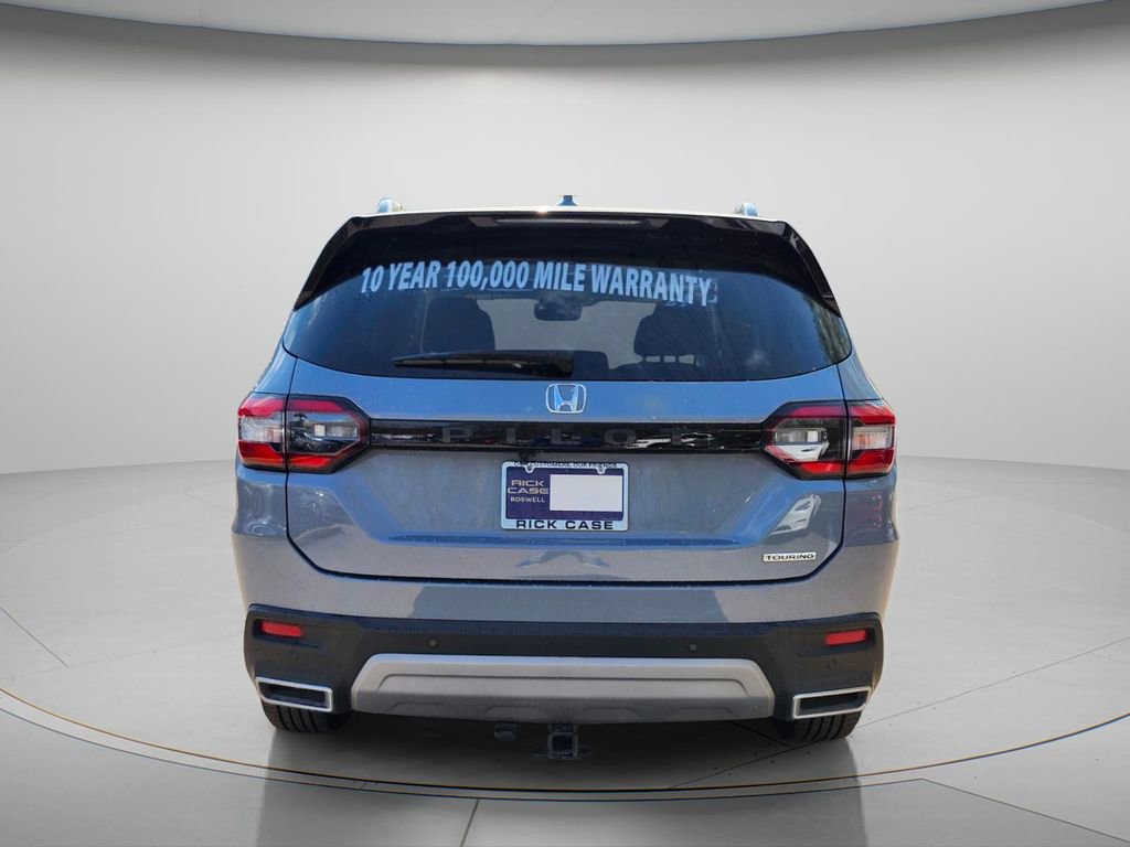 Used 2023 Honda Pilot Touring image 5