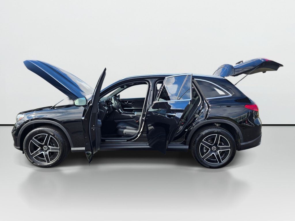 Used 2026 Mercedes-Benz GLC 300 4MATIC image 10