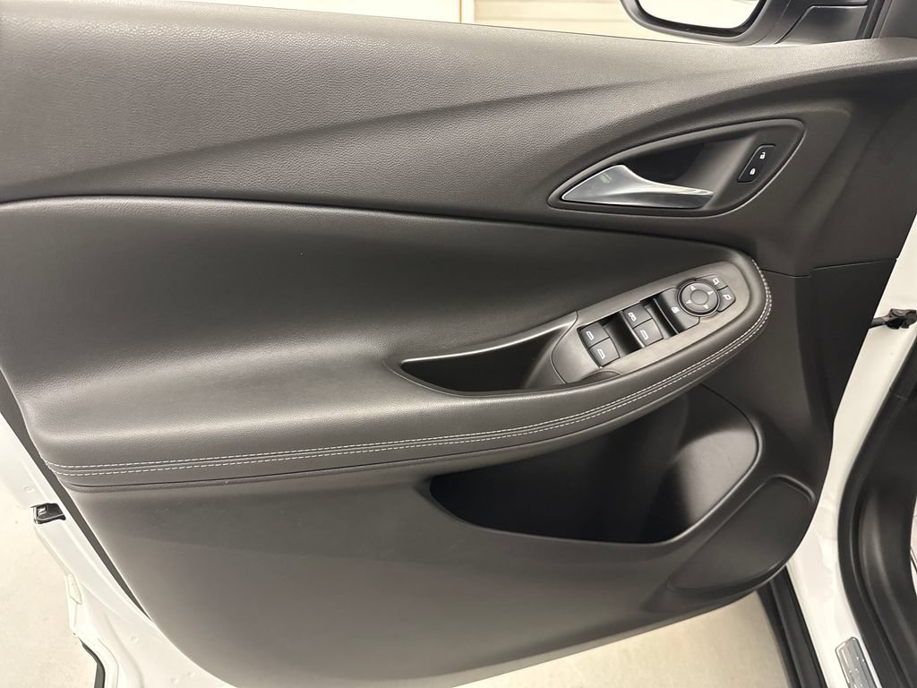 Certified 2023 Buick Encore GX Preferred w/ Cold Weather Comfort Package FWD image 12