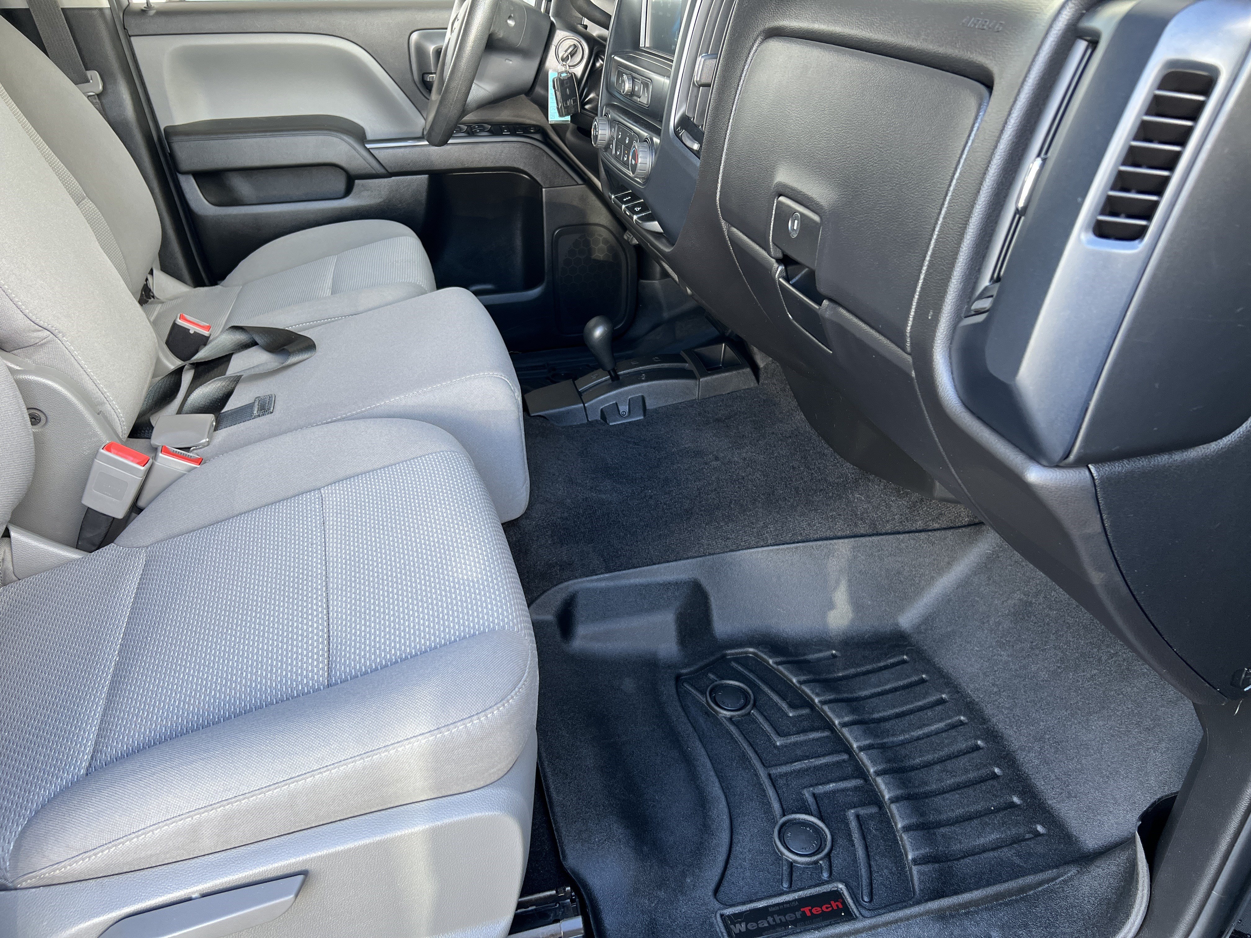 Used 2018 Chevrolet Silverado 1500 Custom w/ LPO, Black Pack AWD/4WD image 19