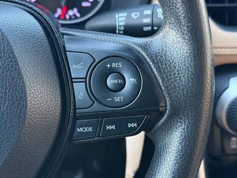 Used 2019 Toyota RAV4 LE w/ All Weather Liner Package image 21