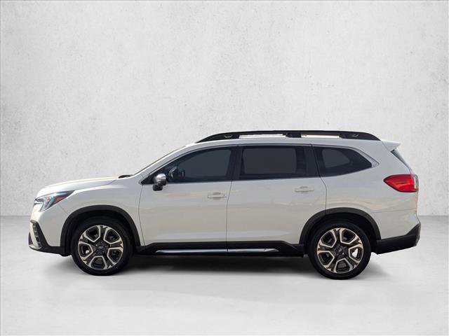 Used 2023 Subaru Ascent Limited w/ Technology Package AWD/4WD image 9