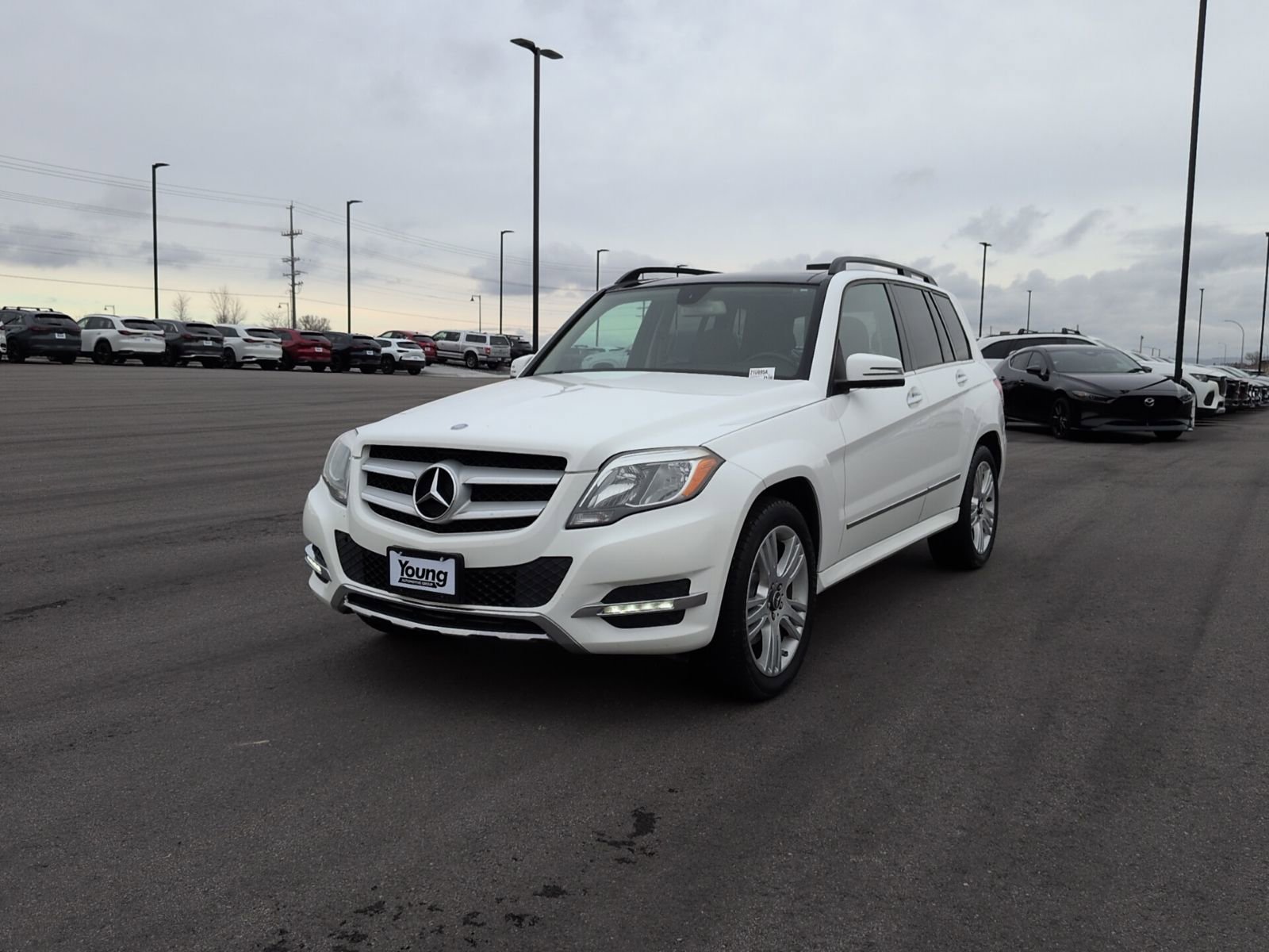 Used 2013 Mercedes-Benz GLK 350 4MATIC image 3