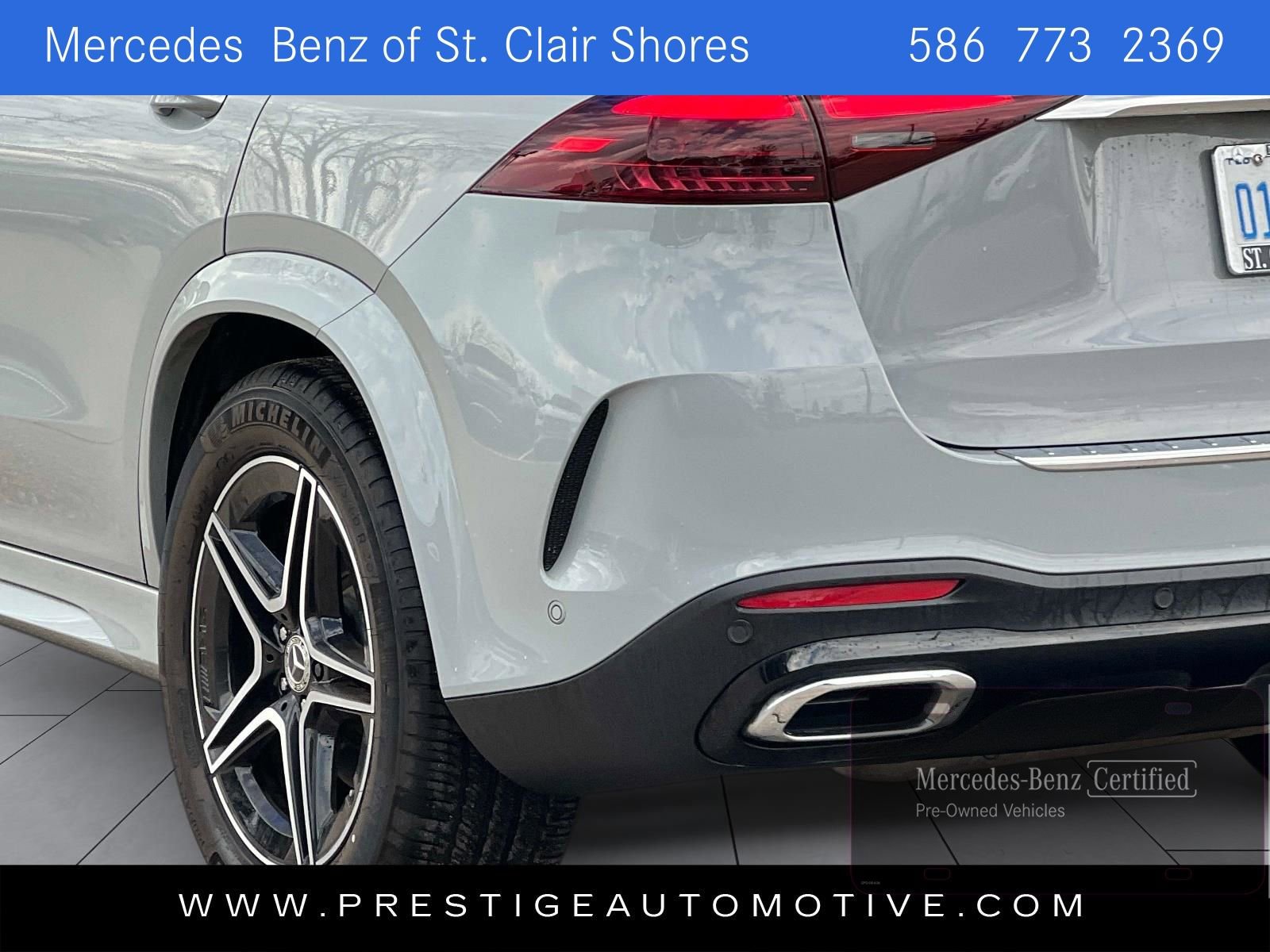 Used 2025 Mercedes-Benz GLE 450 4MATIC image 4