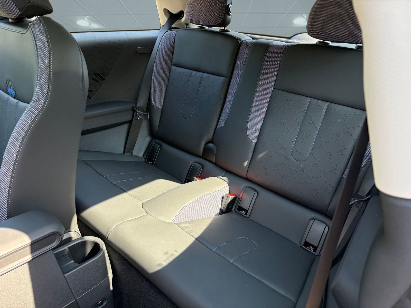 New 2026 MINI Cooper 2-Door Hardtop image 22