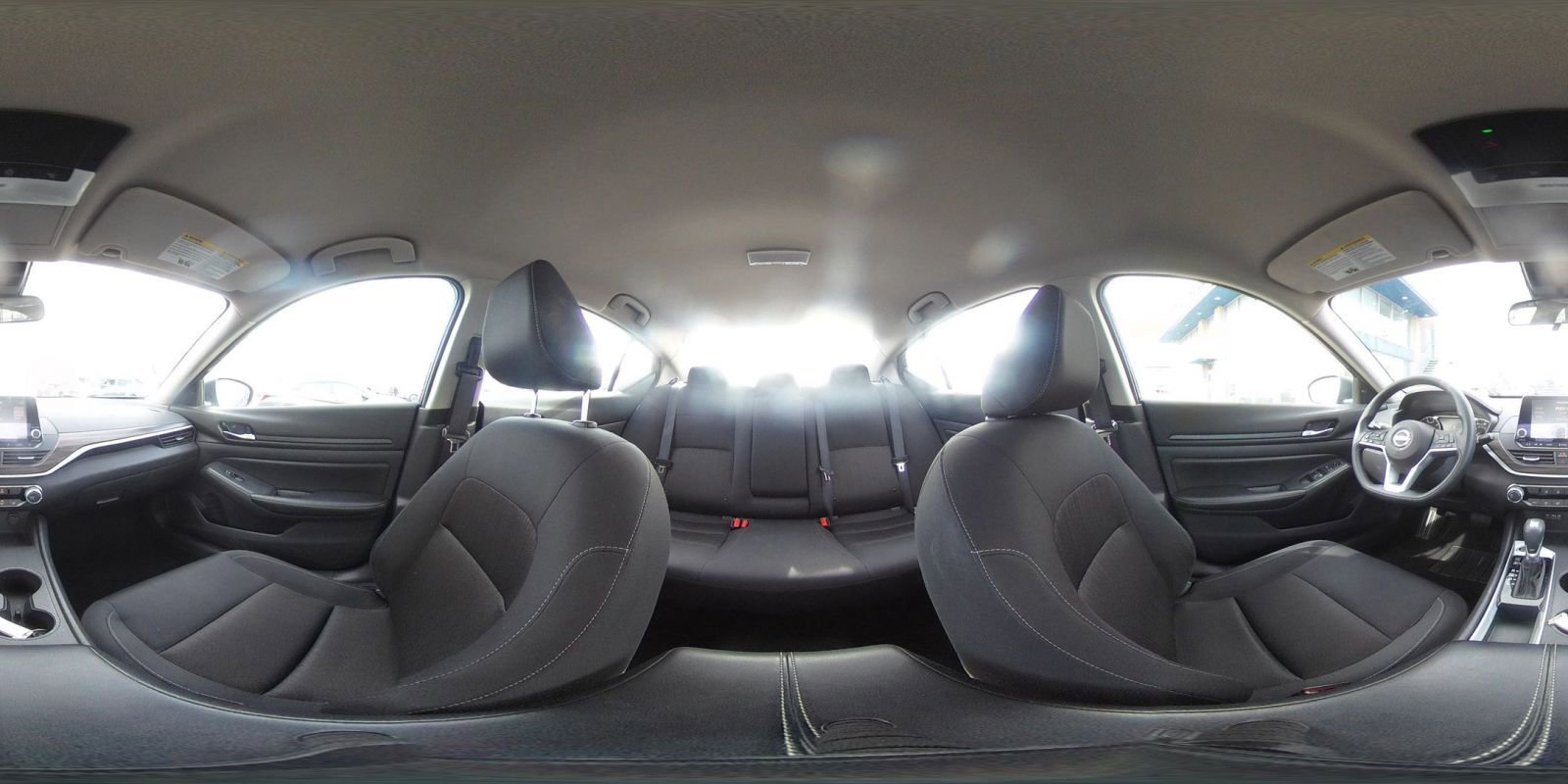 Used 2025 Nissan Altima 2.5 SV image 43