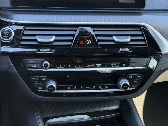 Used 2023 BMW 530e xDrive w/ Executive Package image 16