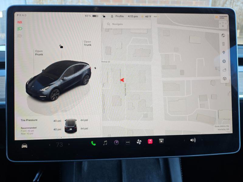 Used 2024 Tesla Model Y Long Range RWD image 39