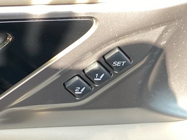 Used 2021 Subaru Legacy Limited XT AWD/4WD image 13