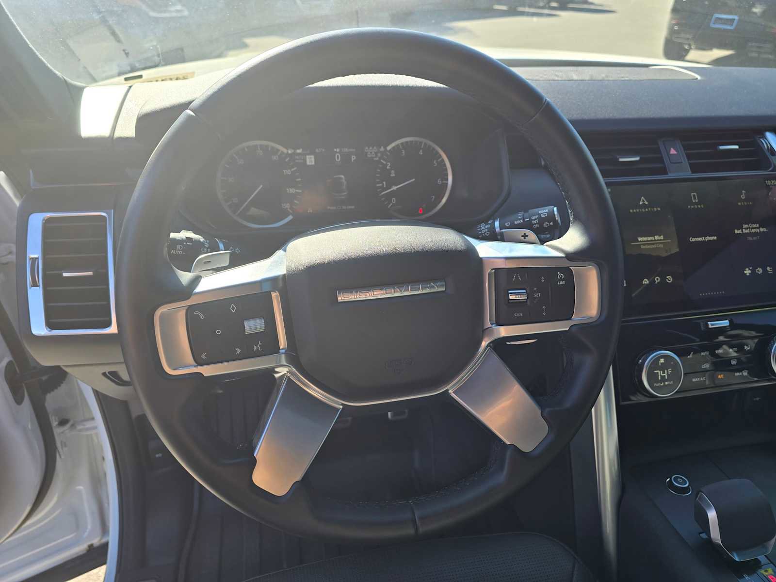 Certified 2023 Land Rover Discovery S R-Dynamic image 34