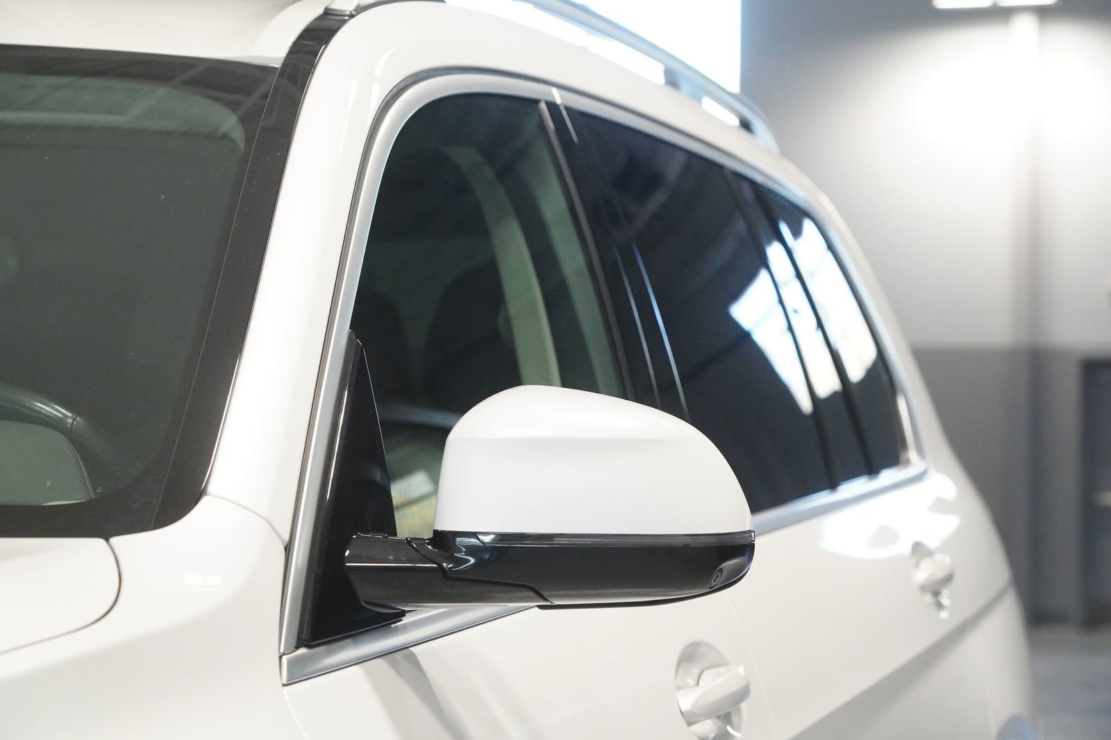 Used 2020 BMW X7 xDrive40i w/ Premium Package image 7