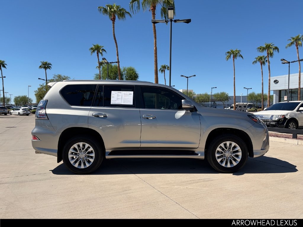 Used 2022 Lexus GX 460 Premium w/ Premium Package AWD/4WD image 8