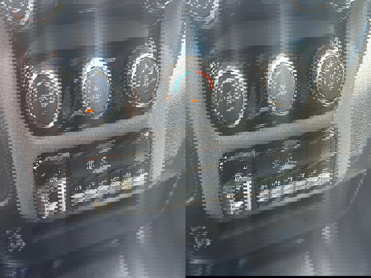 New 2026 RAM 3500 Tradesman w/ Bed Convenience Group image 17