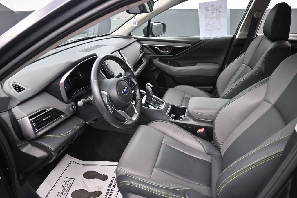 Used 2023 Subaru Outback Onyx Edition AWD/4WD image 25
