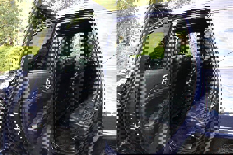 Used 2018 Jeep Grand Cherokee Limited image 16