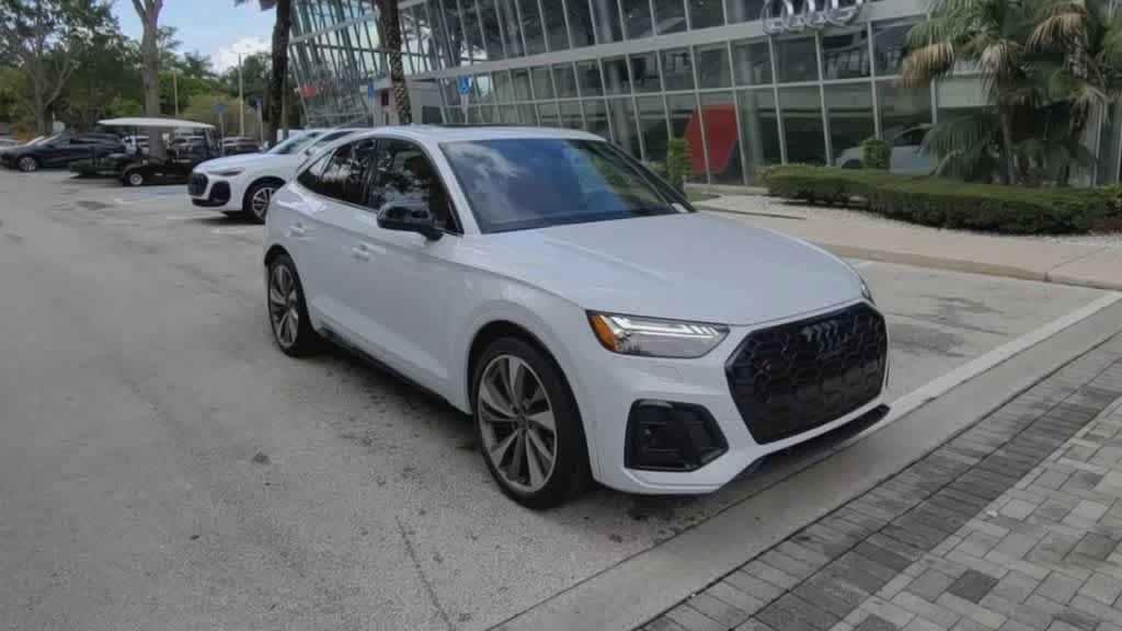 Certified 2024 Audi SQ5 Prestige AWD/4WD image 2