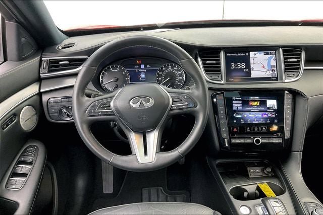 Certified 2024 INFINITI QX55 Essential image 5