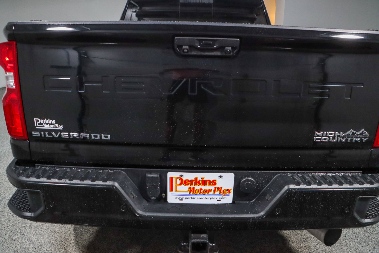 Used 2021 Chevrolet Silverado 2500 High Country w/ Z71 Off-Road Package AWD/4WD image 8