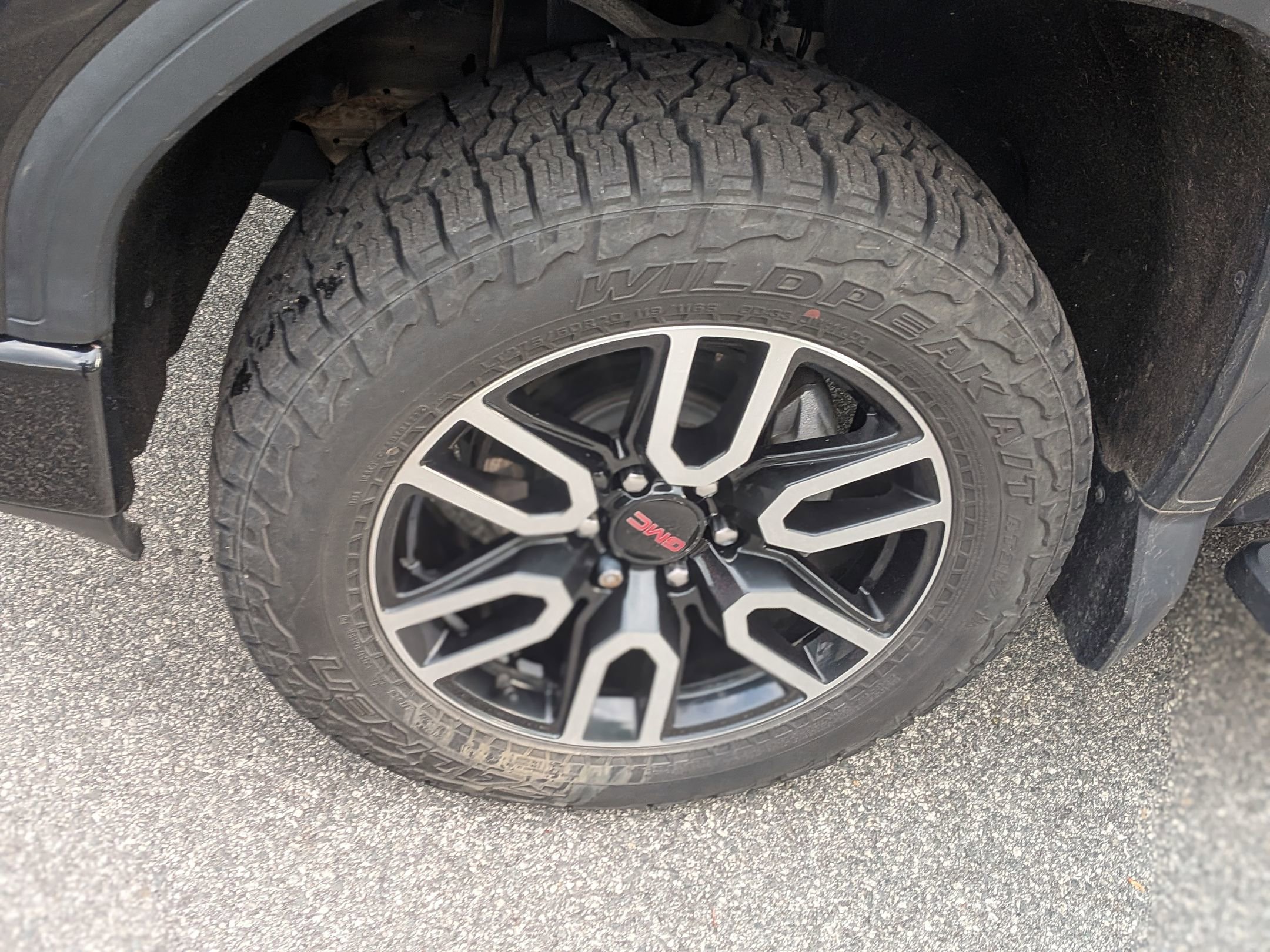 Used 2019 GMC Sierra 1500 AT4 w/ AT4 Premium Package AWD/4WD image 12